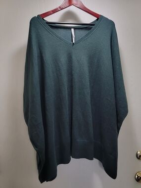 Soma Dark Green V‑Neck Poncho Sweater